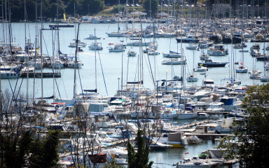 VALOVI IZAZOVA Kriza za charter – ogromna ponuda, a ima i puno nelojalne konkurencije