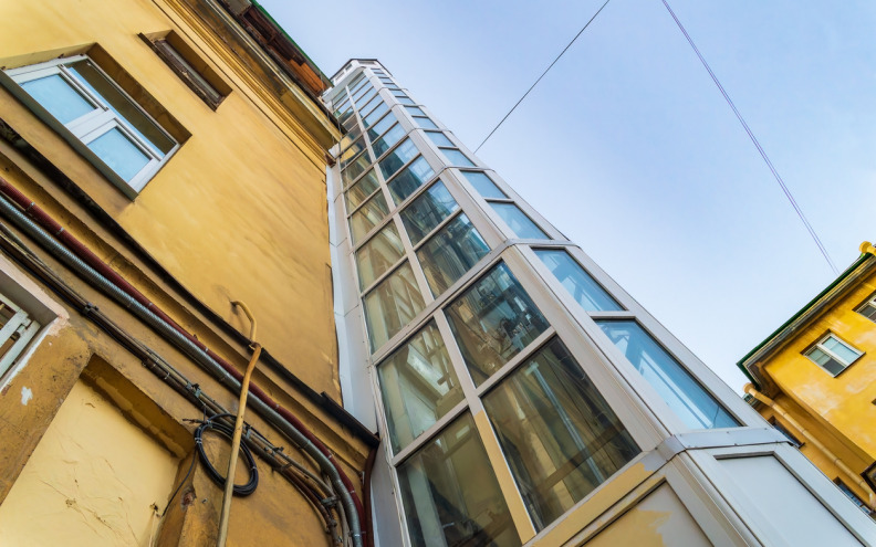 Želite da se ugradi dizalo u zgradu u kojoj živite? Ovo su uvjeti da biste dobili sufinanciranje države