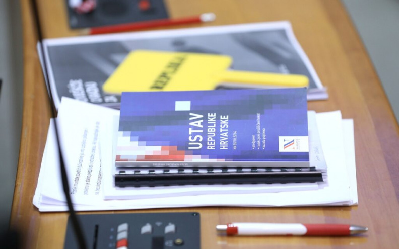 SADA JE POTPUNO JASNO Ustavni i Vrhovni sud ostaju do daljnjeg “nepotpuni”