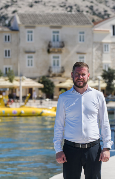 Mještani Šimuna prosvjedovali da se sačuva plaža, reagirao i Grad Pag: ‘Kako bi riješili problem, spremni smo i na…’