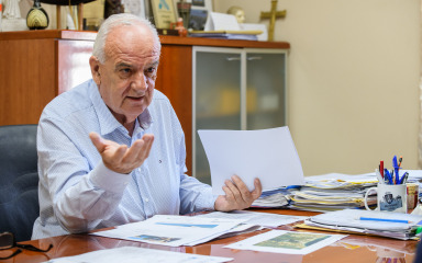 Razriješenje Dejanović glavna tema ninskog Vijeća: ‘Ja sam došao na čelo grada kao uspješni poduzetnik, Dejanović sa SSS’