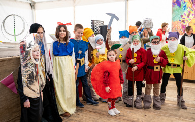 PRIVLAČKI KARNEVALIĆ Oduševile bajkovite i kreativne maškarice