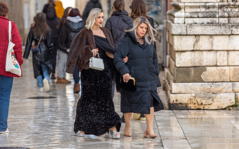 FOTO Zadarska špica na Valentinovo krcata šetačima! Pogledajte koga smo sreli