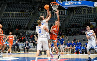 Perfektno odrađena generalka za Kup, odmoreni nositelji, a svjetla pozornice zaslužio debitant Bičić