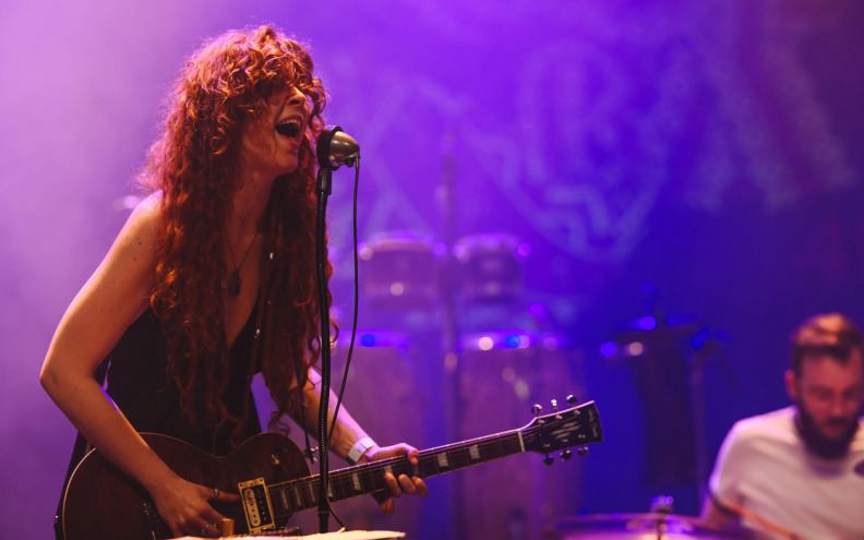 Moving as a Giant stiže u Nigdjezemsku