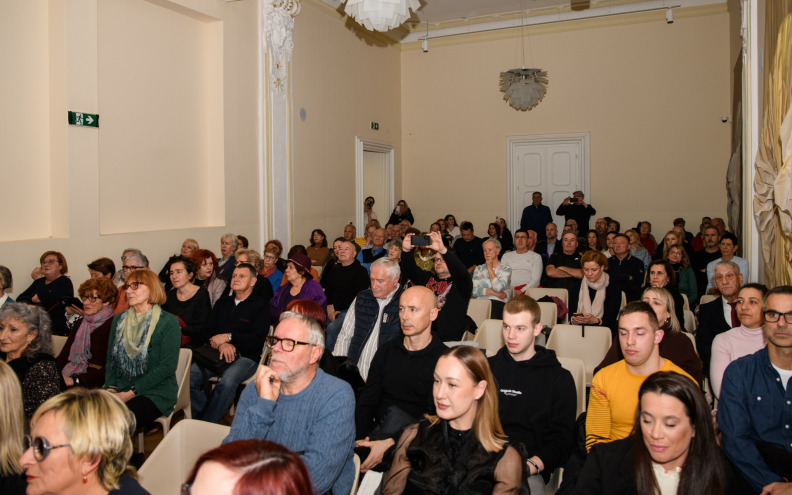 PREGLED DANA U fokusu odgođeni prosvjed i priznanja