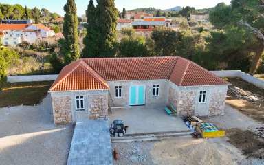 Općina Pašman također planira i širenje broja grobnica, donosimo detalje