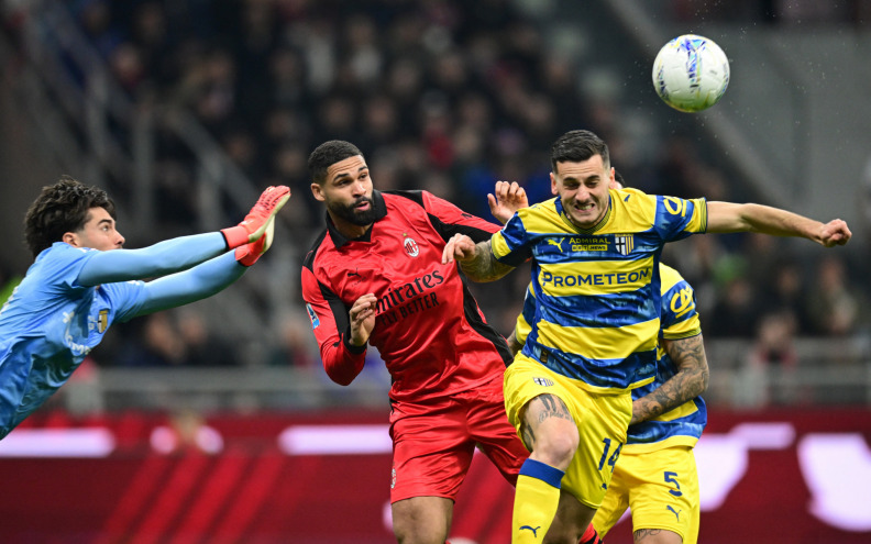 Engleski reprezentativni napadač slomio vilicu, očekuje ga dugotrajan oporavak