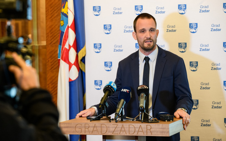 Gradonačelnik Erlić: 'Odlučili smo napraviti jedino što je u ovom trenu odgovorno i moguće'