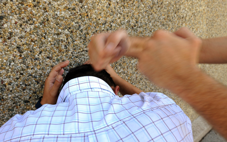 Četvorica maloljetnika pretukla vršnjaka i nanijela mu teške tjelesne ozljede