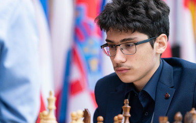 Firouzja i Carlsen u finalu 10. Svjetskog prvenstva u brzom šahu