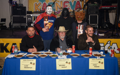 FOTO: U Vrsima održana 3. Karnevalska teća, pogledajte fotke