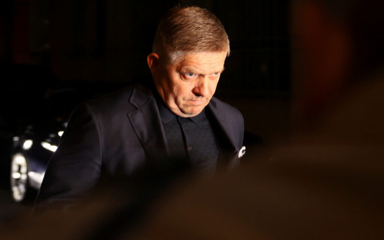 Fico prijeti Kijevu da će prekinuti opskrbu Ukrajine strujom ako u roku od dva dana ne dobije rusku naftu