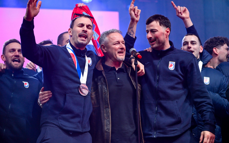 Vlada organizira doček rukometašima, pjevat će Thompson!