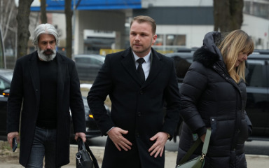 Nakon skandaloznih izjava policija pretresla Draška Stanivukovića na ulasku u Hrvatsku, platio je 700 eura kazne