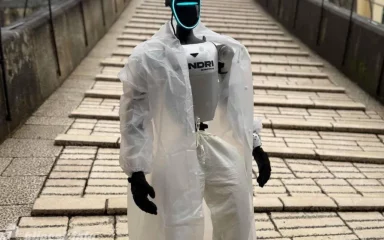 Humanoidni robot odbio skočiti sa Starog mosta u Mostaru