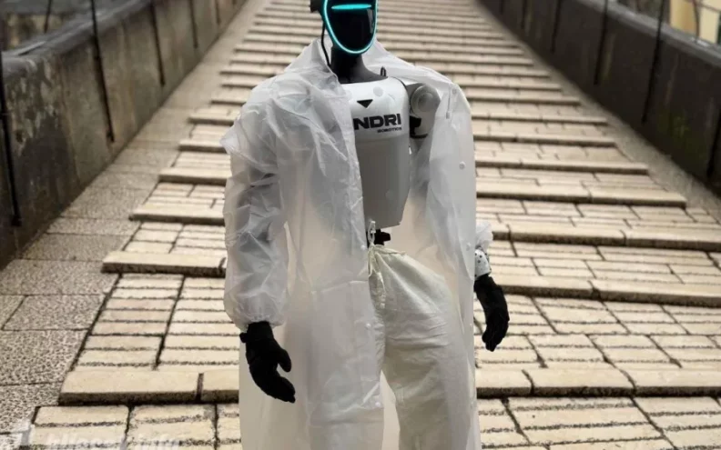 Humanoidni robot odbio skočiti sa Starog mosta u Mostaru