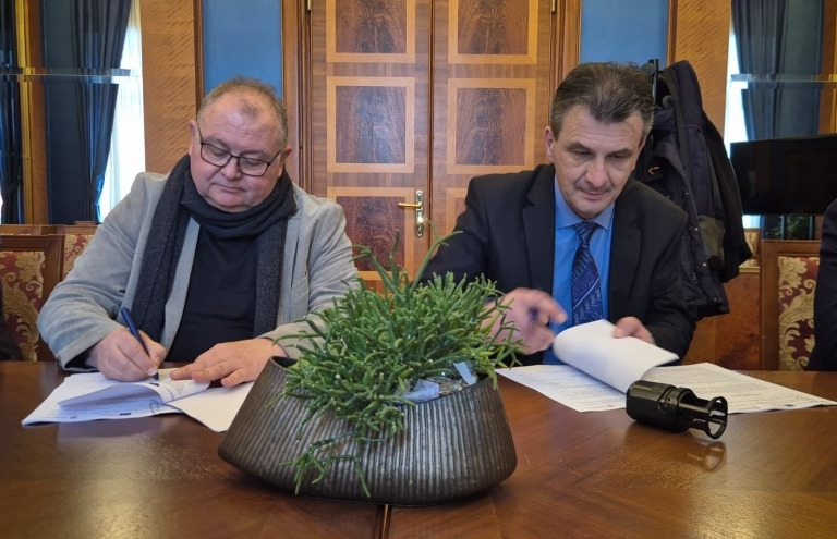 Liburnija i Novatec potpisali ugovor vrijedan 7,6 milijuna eura, u Zadar stiže 13 električnih autobusa