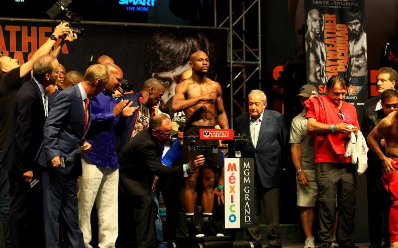 Floyd Mayweather će se ponovno boriti