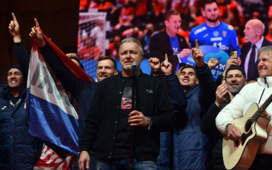 Slučaj “doček” seli na pravosudni teren, evo što kažu ustavni stručnjaci: ‘Vlada nema pravo na ljudska prava’