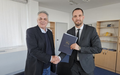 Grad Zadar i APN potpisali predugovor o gradnji POS stanova na Smiljevcu, za stotinjak stanova preko 1000 potencijalnih kupaca