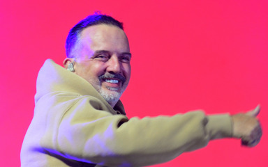 Tony Cetinski otkazao nastup u dvorani u Novom Sadu: ‘Nisam znao da je tu bio ratni logor…’