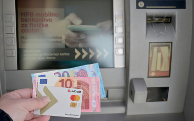 Paket besplatnih bankarskih usluga ugovorilo manje od 90.000 građana, ostali shvatili da im je neisplativ