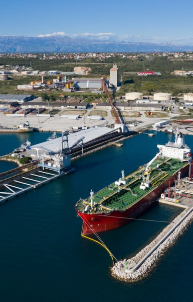 90 djelatnika Luke Zadar na otkaznom roku čeka Čermakovu ponudu za – posao: ‘Nitko ne zna što će biti od 1. travnja’