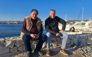 ZVIJEZDA MOG SVEMIRA Nova pjesma bibinjskog dvojca