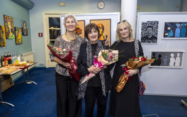 Tri članice SKD-a “Lipa” u Gradskoj knjižnici predstavile svoje radove: ‘Sve započinje i završava s čovjekom’