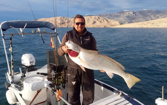 HAMA Marin Budanović u Paškim vratima ulovio kapitalku od gotovo 20 kilograma!