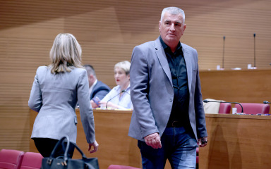 Jandroković udijelio Bulju pet opomena, neće moći ni sutra sudjelovati na sjednici