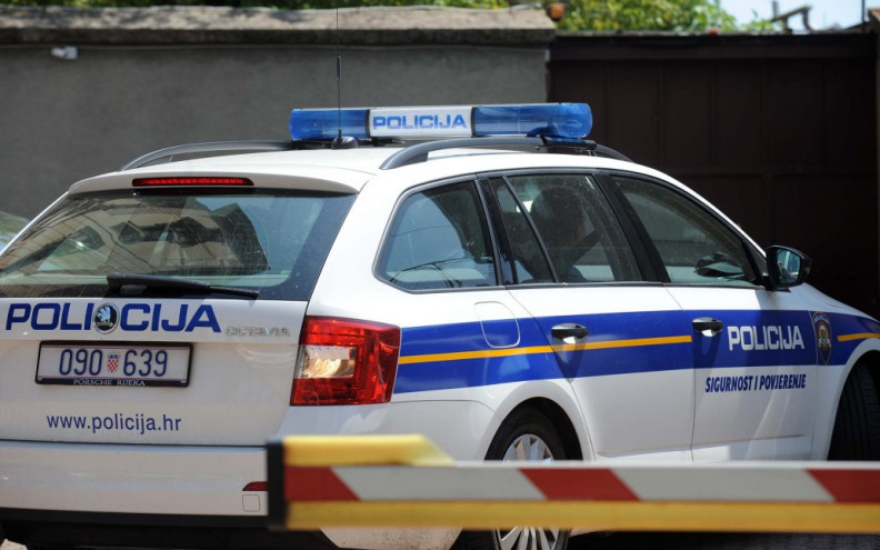 ODVEDEN NA PSIHIJATRIJU Osumnjičenik za ubojstvo majke i bake napao četvoricu policajaca u pritvorskoj jedinici