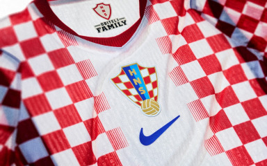 Ovo su dresovi u kojima će Vatreni nastupiti na SP-u, imaju snažnu poveznicu s povijesnom utakmicom protiv SAD