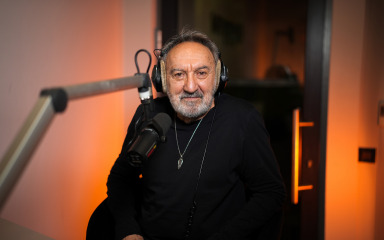 Legendarni pjevač o dugogodišnjoj karijeri: ‘Dar s neba bio je ulazak u Nove fosile’