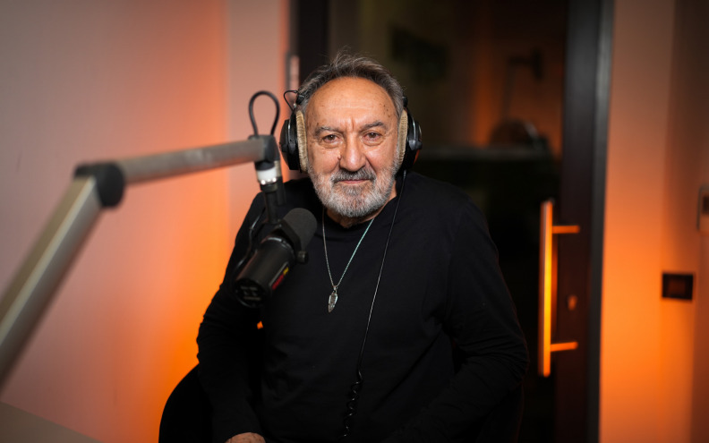 Legendarni pjevač o dugogodišnjoj karijeri: 'Dar s neba bio je ulazak u Nove fosile'