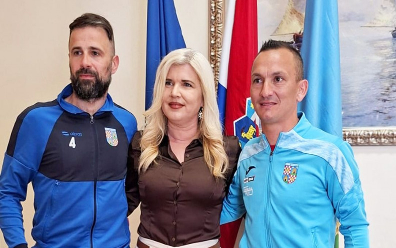 SVEČANI PRIJEM ZA MLADE NOGOMETAŠE Grad Biograd se zahvalio sportašima koji inspiriraju