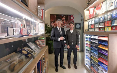 Dalić i Plenković na druženju! Premijer posjetio izbornikov restoran
