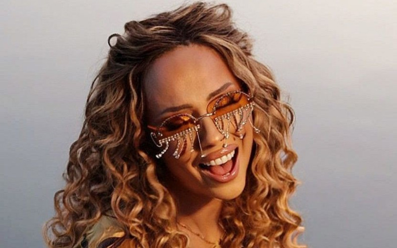 Sanella nastavlja suradnju s obitelji Brkljača u spotu za novu pjesmu „Ni ti ni ja“