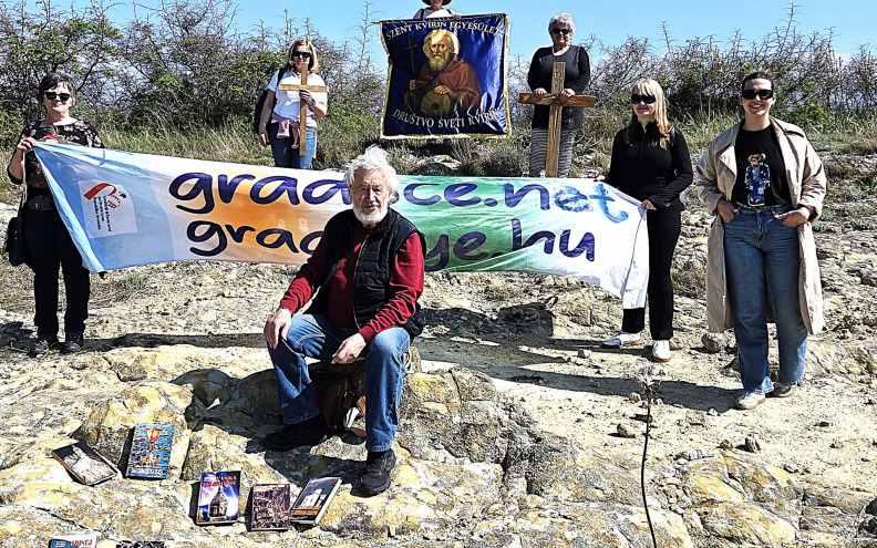 Hodočasnici iz Šoprona obišli Ljubačku kosu i hrvatski kraljevski grad Nin