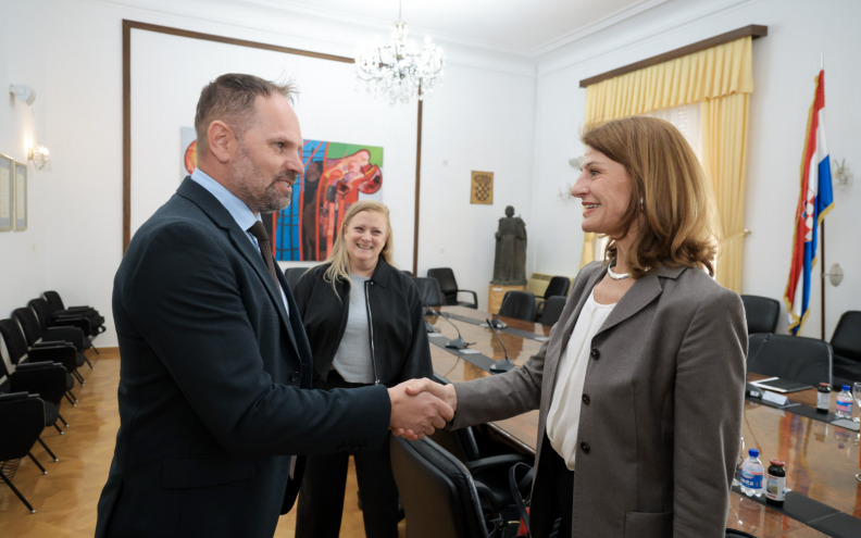 Nova veleposlanica Austrije posjetila Zadar, otkrila i svoje dalmatinske korijene