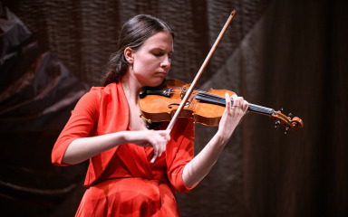 IVANA ANASTASIA BARJAŠIĆ Mlada zadarska violinistica: ‘Mi ne znamo kako gubiti vrijeme, kasniti ili biti neorganizirani’