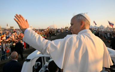 Papa Lav traži kraj ratnog nasilja: ‘Prestanite, vrijeme je za mir!’