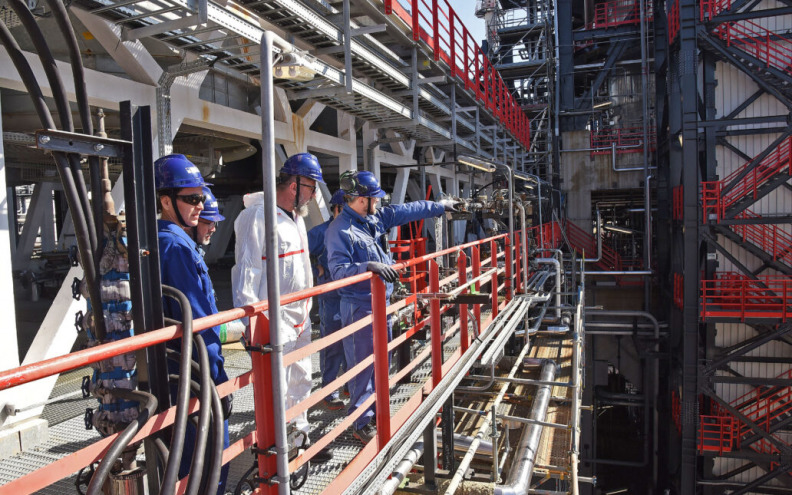 Državni tajnik tvrdi: 'Neće biti nestašice nafte, Rafinerija Rijeka radi povećanim kapacitetom'