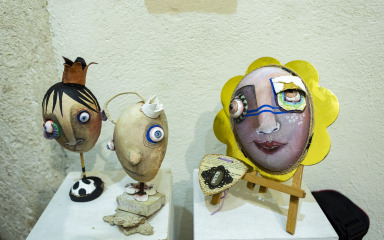 SKUPNA IZLOŽBA U KAPETANOVOJ KULI Slikarstvo dominira, ali eksperimenata ne nedostaje