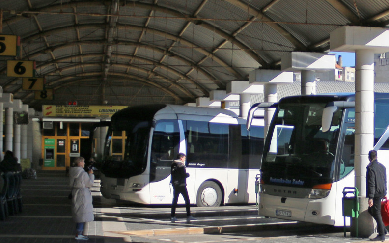 NA ZADARSKOM KOLODVORU Podijelio drogu s ovisnikom i tako prouzročio njegovu smrt