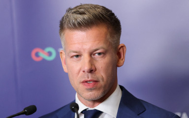 IZBORI U MAĐARSKOJ Ankete sugeriraju povijesni preokret i pad Orbánove vlasti