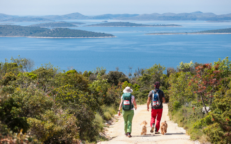 OKUPLJALIŠTE TRKAČA I REKREATIVACA Više od 700 sudionika na petom izdanju pašmanske Đirade