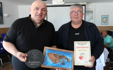 Virski “vikendaš” Željko Matić dobio zahvalnicu za 100. darivanje krvi: ‘Motiviran sam željom da pomognem ljudima’