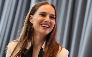 Natalie Portman s 44 godine očekuje treće dijete: ‘Takva privilegija i čudo!’